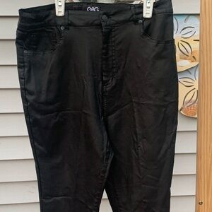 GBG Los Angeles Women's Faux Leather Black Pants